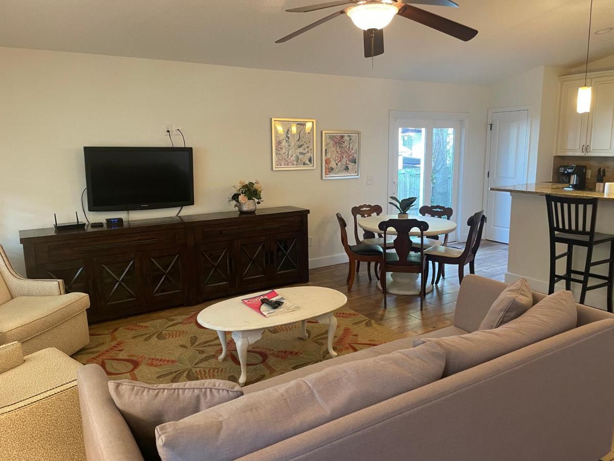 Modern, Upscale, And New Blue Bungalow In The Heart Of Downtown St Augustine St. Augustine Exteriör bild